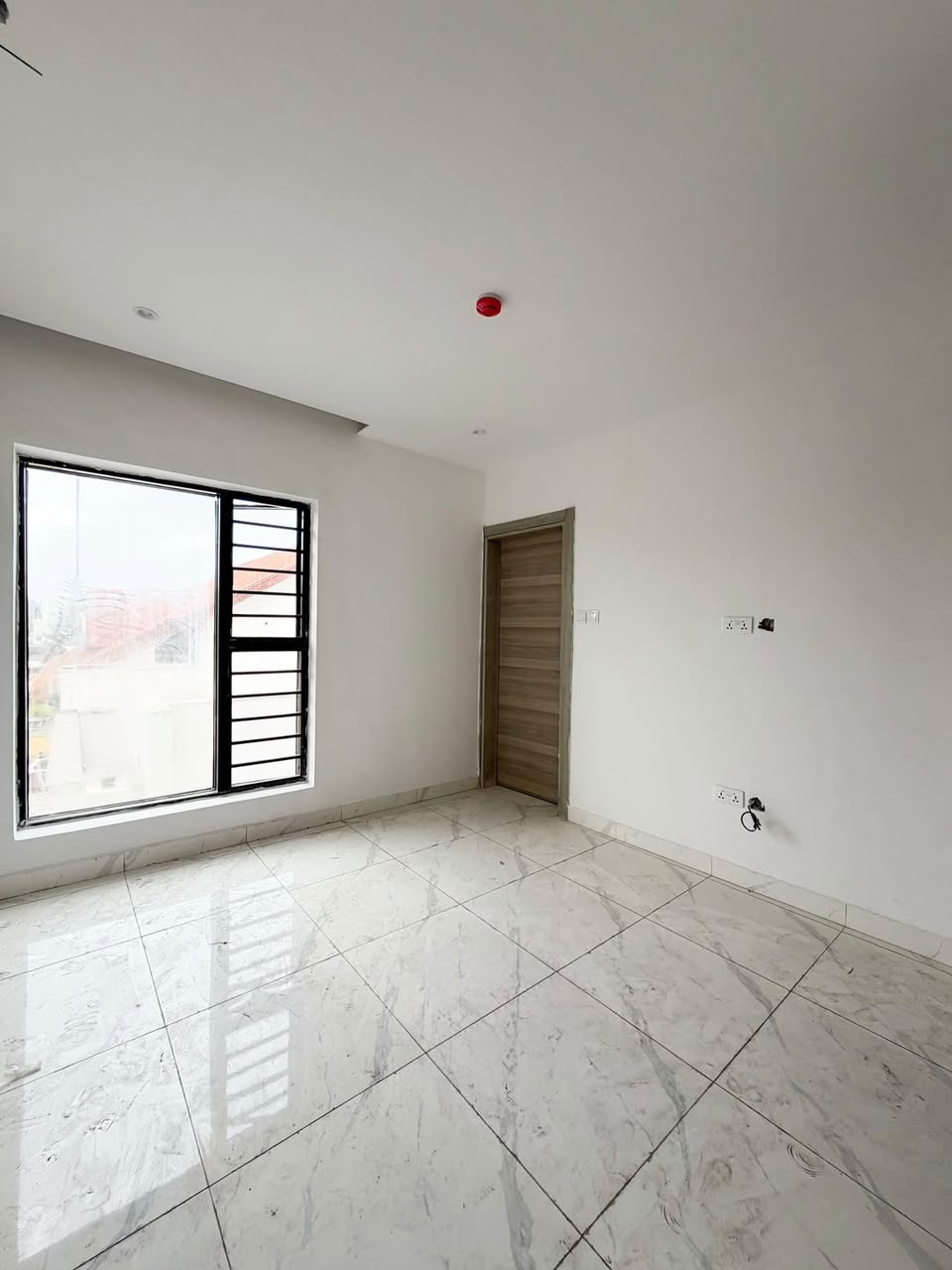 3 BEDROOM APARTMENT WITH BQ, ELEVATOR & SWIMMING POOL